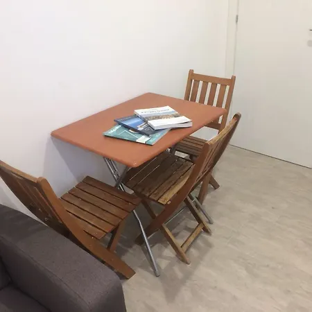 With 2 Bedrooms In - 1 Km From The Custonaci